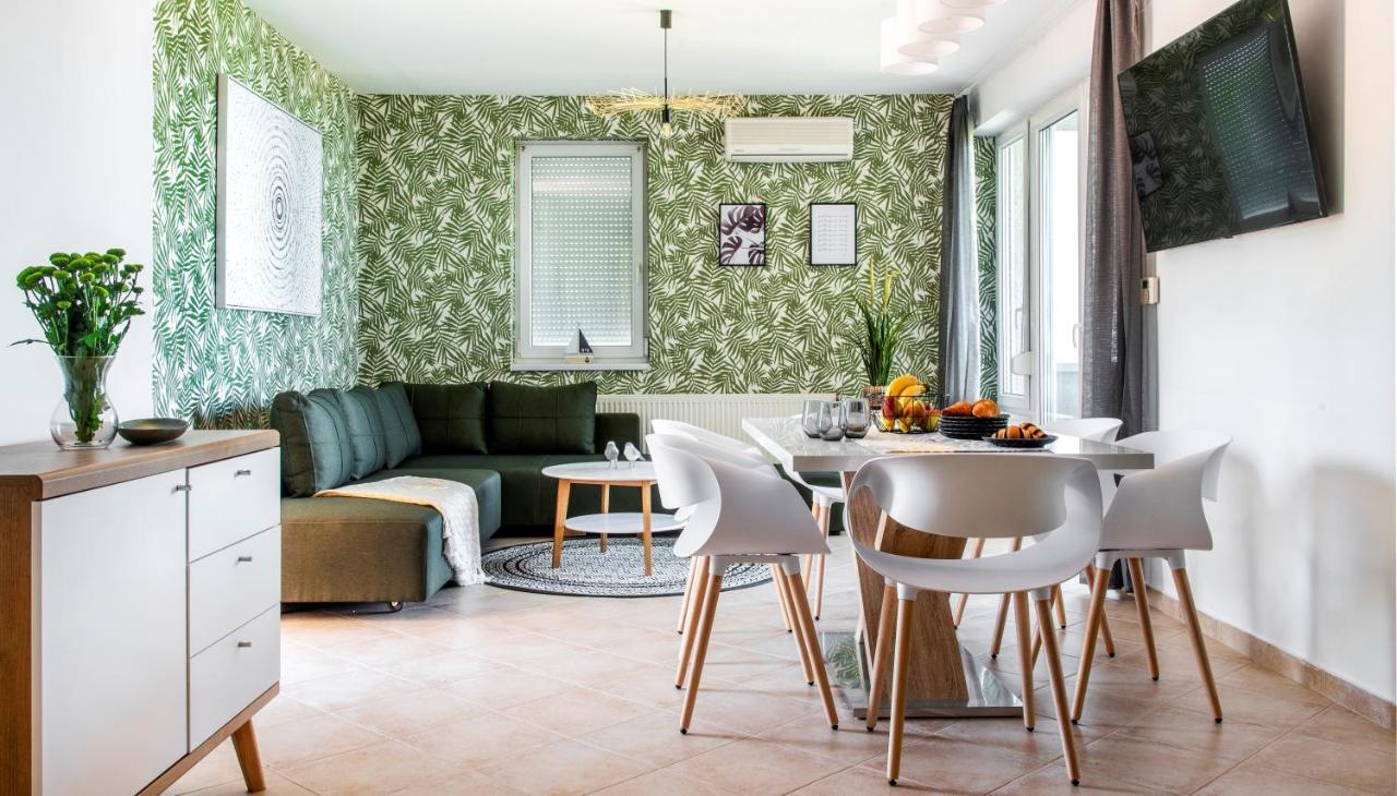 שיופוק Balaton Lakeside Residence מראה חיצוני תמונה
