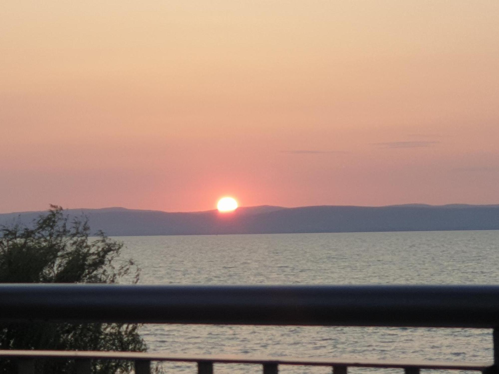 שיופוק Balaton Lakeside Residence מראה חיצוני תמונה
